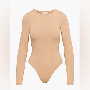BRAND NWOT: Contour Crew Longsleeve Bodysuit